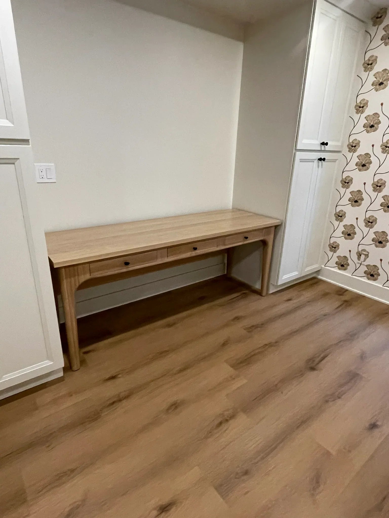 The Amelia White oak desk 3 drawers custom carved legs