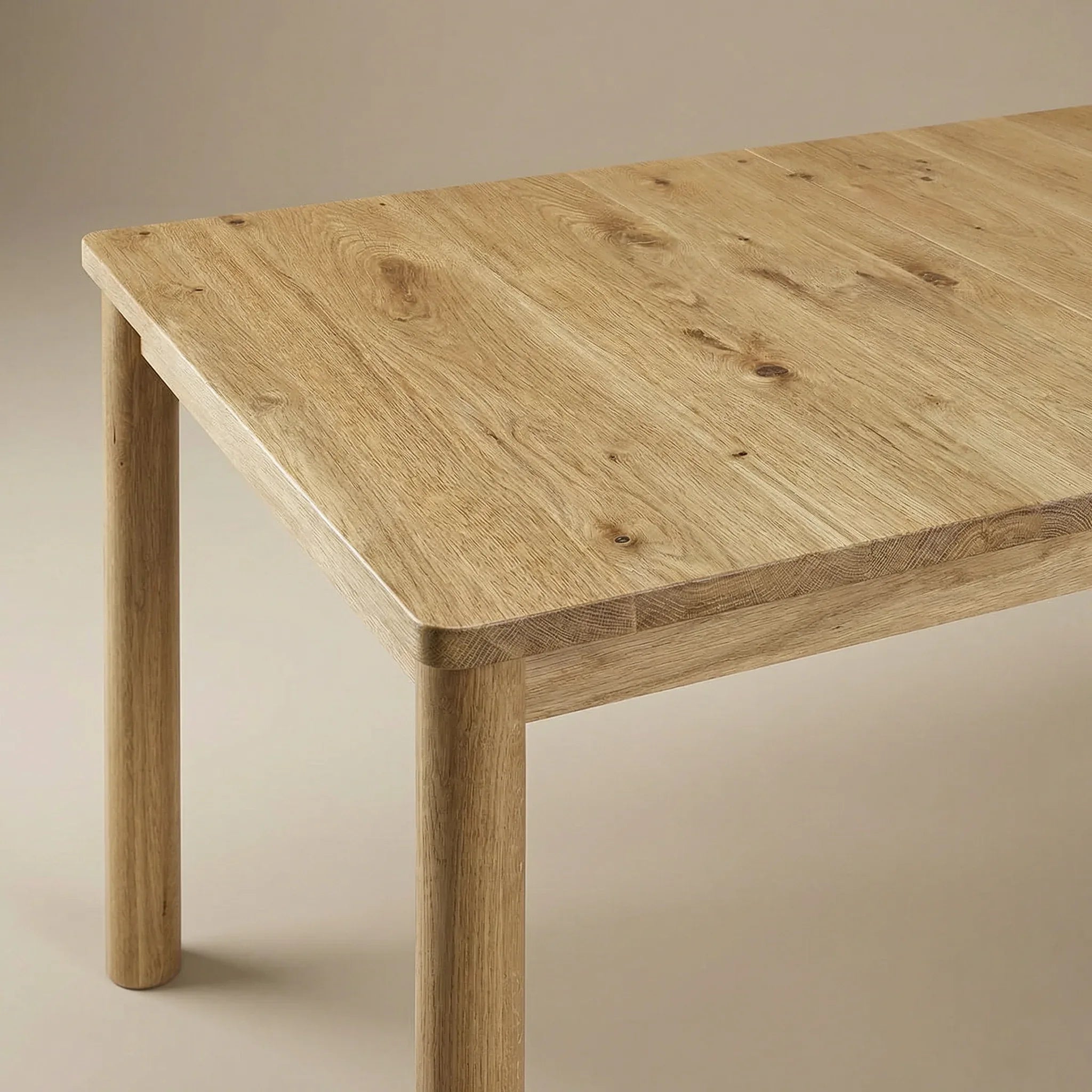 blue ridge dining table rounded legs close up grain detail